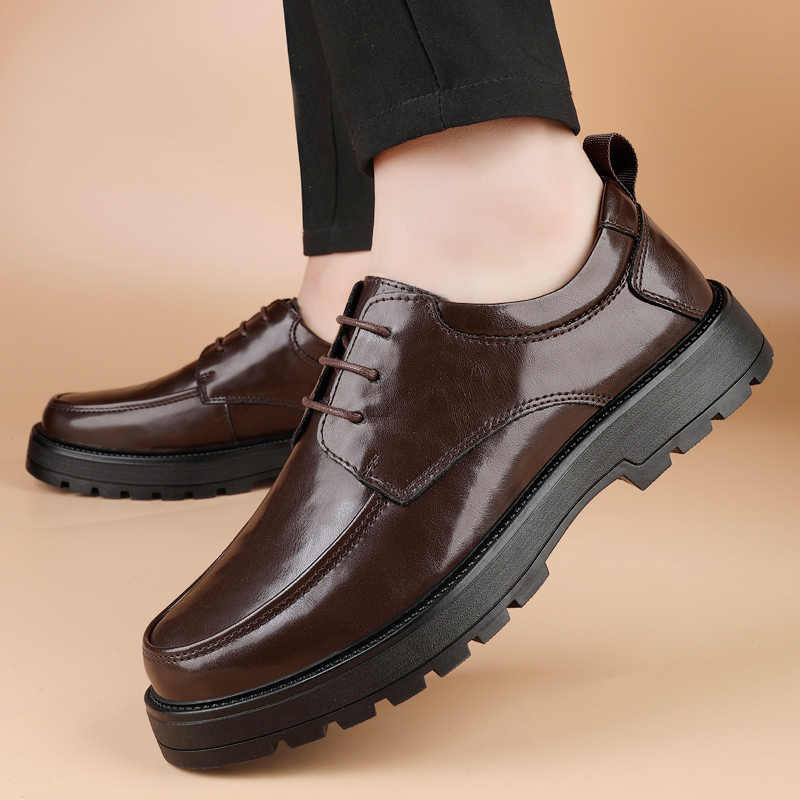 Urban Light Luxury Thick Soled - đánh giá và giá Men Shoes Essentials